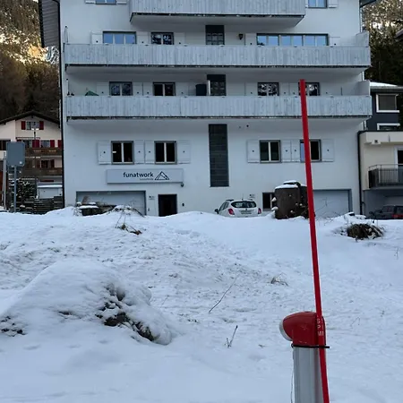 Moderne Mit Aussicht Διαμέρισμα *