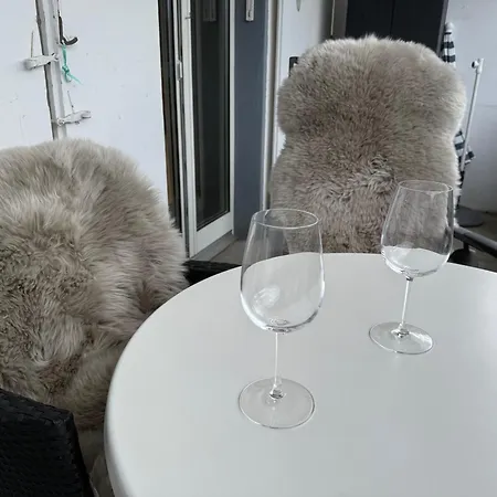 Moderne Mit Aussicht Апартаменты